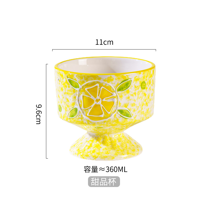 Taza de pastel de limón