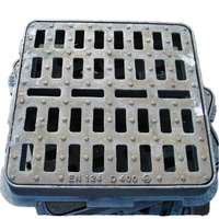 Grille de drainage pour allée EN124 C250 et cadre articulé en fonte ductile pour caniveau d'évacuation des eaux pluviales