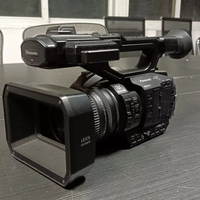 Caméscope professionnel AG-UX90 4K avec zoom optique 20x, écran tactile 3,5 pouces, capteur 3-CMOS 1/2.3, 8,99 MP pixels effectifs pour le direct