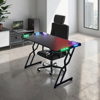 Bureau de poste de travail de jeu PC LED RVB bon marché avec porte-gobelet et crochet pour casque d'écoute Table de jeu de bureau à domicile ergonomique noire