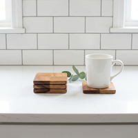 Ensemble de 4 dessous-de-verre carrés en bois d'acacia - Dessous-de-verre absorbants en bois pour boissons, protection de table, cuisine et bar