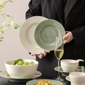 Vaisselle en céramique solide verte et blanche fabriquée en Chine à bas prix avec des points en relief, ensemble de vaisselle en céramique de luxe - Product Image 3
