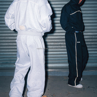 Fournisseur de vêtements personnalisés : Ensemble de survêtement avec bandes réfléchissantes 3M, sweat à capuche et pantalon de jogging, patch brodé, tenue de sport