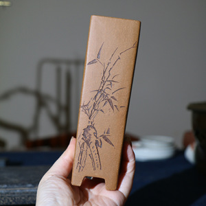 Maceta de arcilla morada hecha a mano, de forma cuadrada, con diseño de bambú grabado, para plantar bonsáis. - Product Image 3