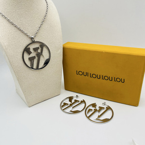 Juego de Joyería de Acero Inoxidable Chapado en Oro Vintage Unisex al por Mayor, Collar y Aretes - Product Image 2