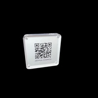 Prix usine 2026 – Support publicitaire élégant en acrylique transparent avec code QR, base en bois 100x100mm, pour comptoir, compatible laser