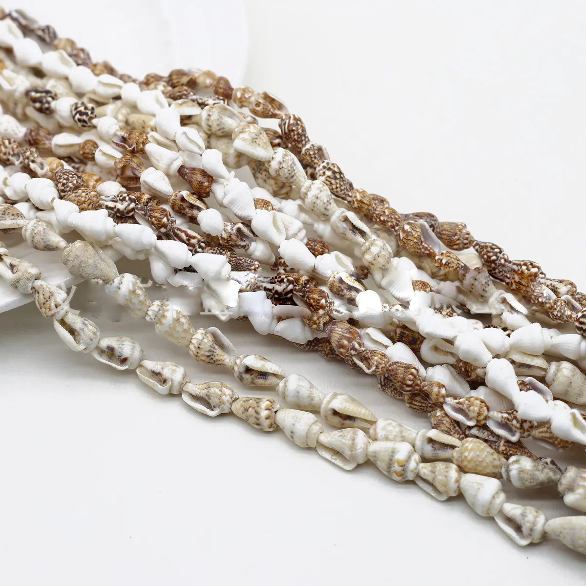 Grosir kerang alami kulit kerang kecil dan untaian manik-manik Cowrie untuk perhiasan buatan tangan DIY, Kalung Gelang