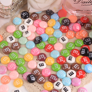 เรซิ่นคาโบชองรูปวงกลม M&M สำหรับตกแต่งโทรศัพท์มือถือ DIY อุปกรณ์เสริมสำหรับไอโฟน วัสดุงานฝีมือ - Product Image 2