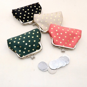 En gros, Porte-monnaie en tissu doré à chaud motif cœur pour enfants, mini porte-monnaie de 3 pouces avec fermoir, sac doré, portefeuille en forme de cœur pour filles - Product Image 4