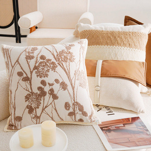 <span class=keywords><strong>Coussin</strong></span> décoratif moderne en polaire douce, brodé de motifs floraux neutres, pour canapé, <span class=keywords><strong>lit</strong></span>, et décoration intérieure de style farmhouse - Product Image 3