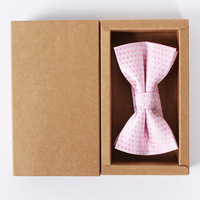 Boîtes de rangement minimalistes en papier couché recyclable pour emballage de cravates et nœuds papillon, avec logo personnalisé, fermeture magnétique et ruban, style mode
