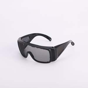 WELTA PPE gafas de seguridad protectoras de malla de jardín de plástico, protección ocular, gafas de trabajo, gafas protectoras de malla de alambre - Product Image 1