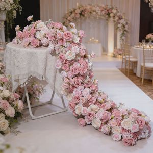 ฉากโต๊ะยาวประดับดอกกุหลาบสีชมพู พร้อมดอกไม้ประดิษฐ์สำหรับตกแต่งงานเลี้ยงวันเกิด งานแต่งงาน และงานจัดเลี้ยง - Product Image 3