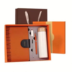 Coffret Cadeau de Luxe Personnalisé de Haute Qualité : Carnet A5 en PU avec Reliure Cousue, Impression UV, Stylo, Bouteille d'Eau Isotherme – Kits Exécutifs pour Entreprises - Product Image 2