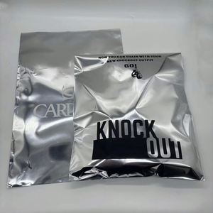 Sacs d'expédition en argent avec logo personnalisé, bande adhésive, poly, argent métallisé, pour sweats à capuche - Product Image 4