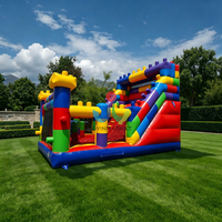 Château gonflable personnalisé coloré à thème briques de construction avec toboggan pour jeux extérieurs et location commerciale