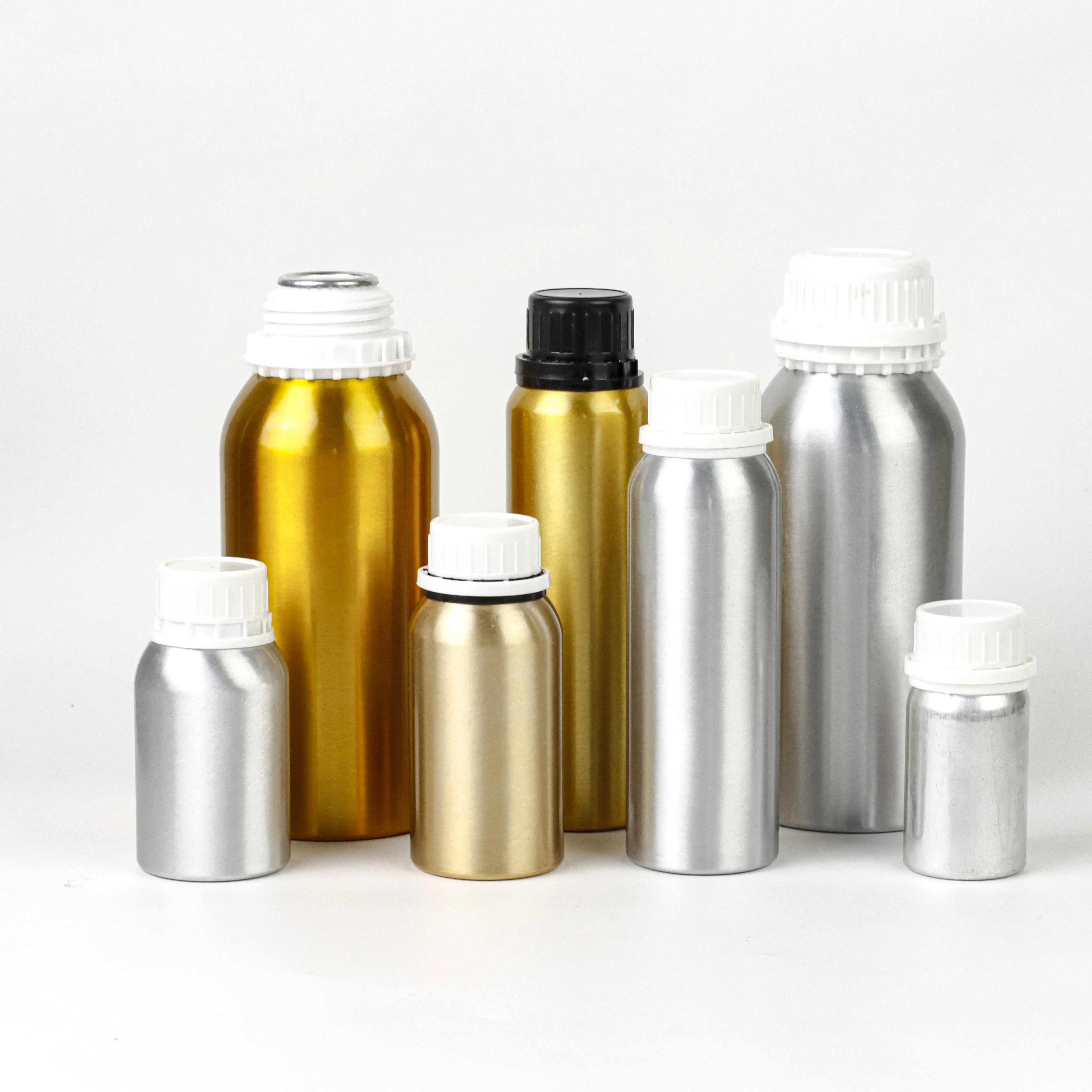 Vente en gros bouteille de parfum recyclable de luxe personnalisée en aluminium bouteille d'huile essentielle avec couvercle inviolable