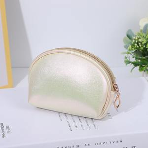 Borsa da donna di grande capacità per il trucco con cerniera in PVC custodia a mano per rossetto Shell Mini cosmetici di bellezza modello nuovo grande - Product Image 3