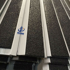 Affidabile copertura del battistrada antiscivolo in alluminio costo-efficace in PVC, in gomma nera, rivestimento per scale - Product Image 5