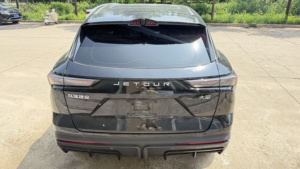 Jetour Dashing 1.5T Automatique SUV d'occasion 2023, Conduite à Gauche, Cuir, Pneus R19 Foncés, Puissance Élevée, Pour l'Exportation de Chine - Product Image 2