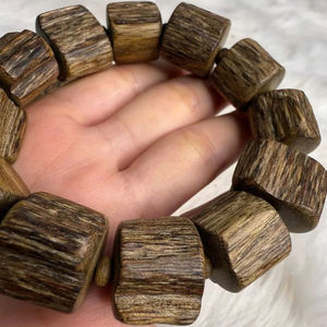 Bracelet artisanal en perles de bois naturel, élastique, pour homme et femme, méditation spirituelle - Product Image 1