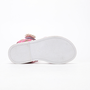 नई ग्रीष्मकालीन लड़कियों ple चमड़े के फ्लैट सैंडल कारखाने प्रत्यक्ष बिक्री आउटडोर नरम सोलिड सैंडल फूलों के जूते अनुकूलित बच्चे सैंडल - Product Image 2