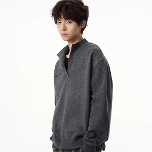<span class=keywords><strong>Pull</strong></span> vintage américain à <span class=keywords><strong>col</strong></span> <span class=keywords><strong>roulé</strong></span> pour <span class=keywords><strong>homme</strong></span> ; un haut décontracté, haut de gamme, à maille lâche avec une touche d'élégance rétro. - Product Image 5