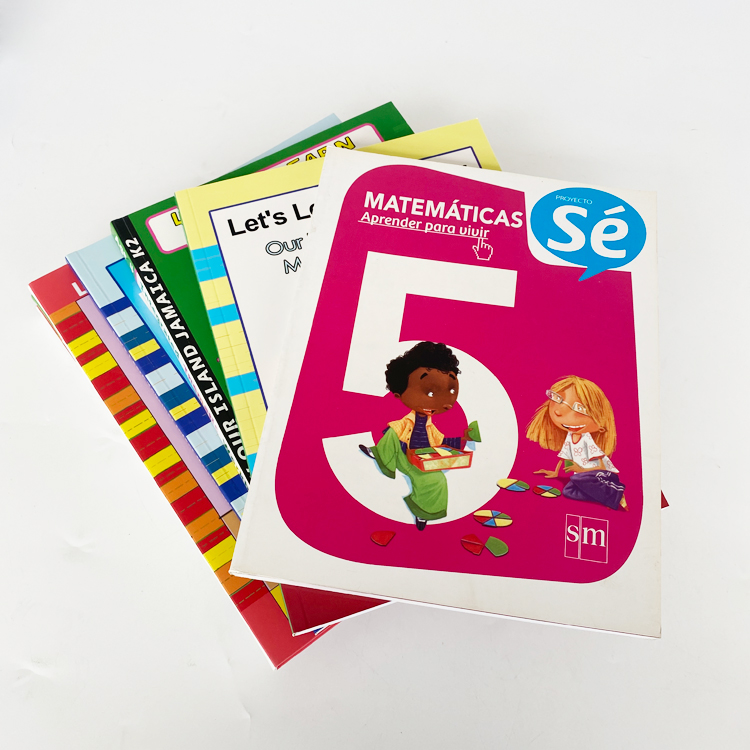 Cahiers d'exercices A4 personnalisables pour élèves de l'école Cahier de travail en anglais et en mathématiques pour enfants à couverture souple