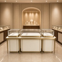 Ensemble de présentoirs à bijoux modulaires modernes en platine sur mesure, vitrine en verre trempé pour magasin de bijoux, aménagement de boutique de détail