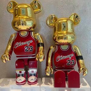 <span class=keywords><strong>Precio</strong></span> de fábrica <span class=keywords><strong>BearBrick</strong></span> 400% Figuras DE ACCIÓN Baloncesto 23 Osos Escultura de resina Decoración del hogar Ornamento Personaje Obra de arte - Product Image 1