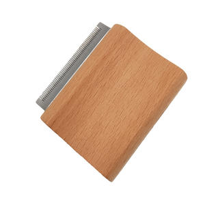 Spazzola Professionale per Toelettatura di Cani e Cavalli in Acciaio Inox e Legno Ecologica Design Ergonomico Pettine per Rimozione Peli - Product Image 2