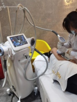 Produit Tendance 2026 : Appareil d'Endermologie et Cavitation Sous Vide, Brosse Nettoyante Visage, Rouleau de Drainage Lymphatique, Appareil de Beauté Amincissant 2026