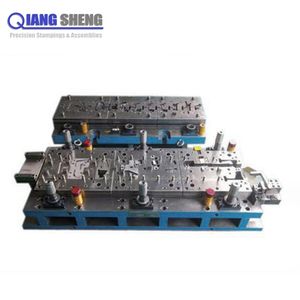 خبرة 30 عامًا في تصنيع قوالب متعددة التجاويف مخصصة ومهنية - Product Image 4