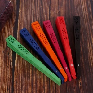 2024 venta al por mayor Hotel boda recuerdo bambú ventilador de mano tallado personalizado arte popular ventiladores de mano recargables - Product Image 6