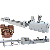Machine de fabrication de terrasse en WPC d'extérieur / Ligne d'extrusion de profilés en bois-plastique PE