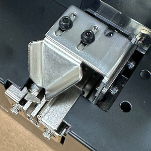 Bộ cấp liệu vít đơn giản RONGYI: M1.4 - M5.0, rãnh chữ V, đường ray điều chỉnh, lấy hàng bằng tay - Product Image 3