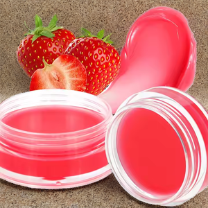 Set de Crema Exfoliante Labial Vegana de Marca Privada con Fórmula Herbal Hidratante Sabor Fresa y Cuchara Rosa Personalizada - Product Image 2