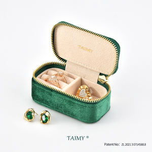 TAIMY Vente en gros Mini boîte de rangement de bijoux de voyage Logo personnalisé Organisateur de bijoux Emballage cadeau de bijoux Boîte de boucles d'oreilles bague en velours - Product Image 4