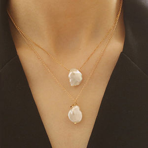 Collar con colgante de perlas barrocas naturales, cadena dorada Vintage Europea personalizada - Product Image 4