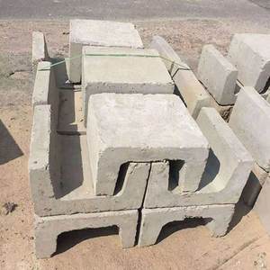 Molde de drenaje de plástico tipo U para <span class=keywords><strong>cemento</strong></span>, bloque de <span class=keywords><strong>canal</strong></span> de <span class=keywords><strong>cemento</strong></span>, <span class=keywords><strong>precio</strong></span> preferencial de fábrica - Product Image 5