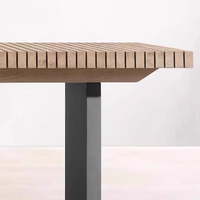 Meubles de jardin de haute qualité, confortables, table et chaises de salle à manger en teck pour l'extérieur