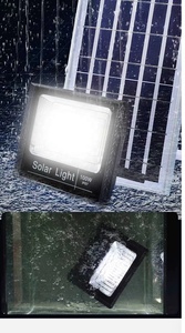 Reflector LED Solar TRISTAR de 100W-500W, Aluminio, Garantía de 2 Años, Clasificación IP65, Control Remoto, Montaje de 12 Horas para Jardín o Pared - Product Image 4
