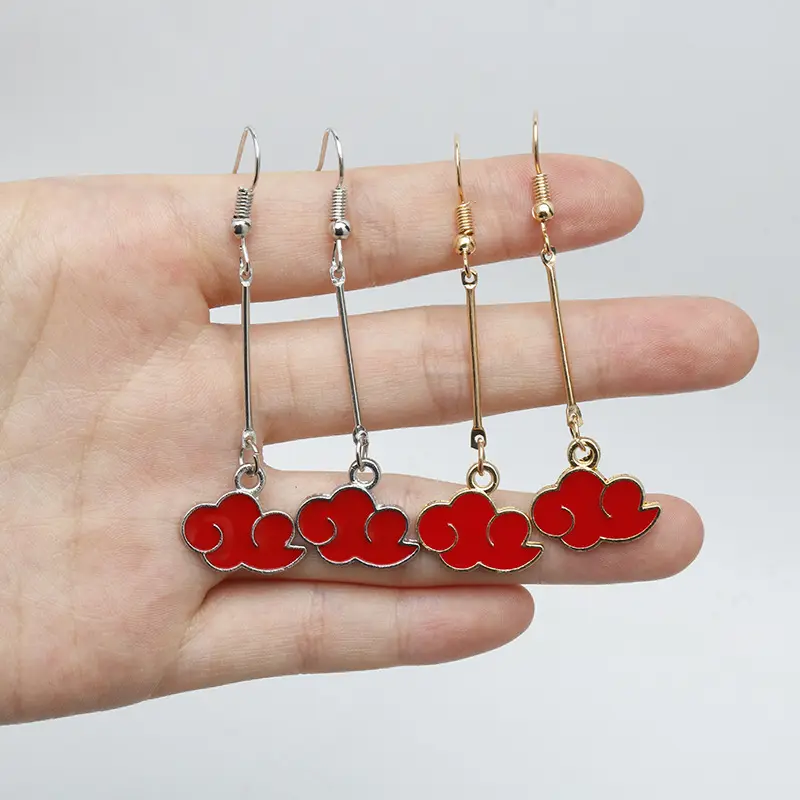 Pendientes de anime Pendientes de Nube Roja Pendientes colgantes largos de moda para mujer Encantos