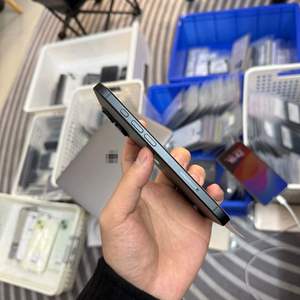 Téléphones mobiles d'occasion originaux 5G Smartphone d'occasion débloqué pour iPhone 16 Téléphones portables - Product Image 5