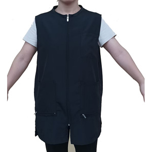 Bata de salón de <span class=keywords><strong>peluquería</strong></span> impermeable poliéster nuevo estilo logotipo personalizado para salones de belleza y bata de peluquero sin mangas - Product Image 3