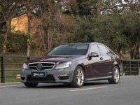 Capot avant du moteur pour Mercedes-Benz W204 Classe C 2008-2010 Kit carrosserie de conversion C63 AMG