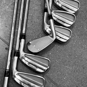 Ensemble complet de clubs de golf unisexes en acier au carbone, têtes de fer forgées CNC, poignée en caoutchouc, protège-têtes, pour joueurs débutants et intermédiaires - Product Image 3