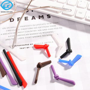 Cojines <span class=keywords><strong>de</strong></span> silicona <span class=keywords><strong>de</strong></span> alta calidad <span class=keywords><strong>para</strong></span> <span class=keywords><strong>gafas</strong></span>, <span class=keywords><strong>almohadillas</strong></span> <span class=keywords><strong>para</strong></span> <span class=keywords><strong>gafas</strong></span>, <span class=keywords><strong>almohadillas</strong></span> <span class=keywords><strong>para</strong></span> <span class=keywords><strong>gafas</strong></span> antideslizantes, gancho <span class=keywords><strong>para</strong></span> la oreja, empuñaduras deportivas cómodas <span class=keywords><strong>para</strong></span> las orejas - Product Image 3