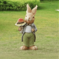 Sculpture personnalisée en fibre de verre du personnage Peter Rabbit, grande statue de lapin de dessin animé pour la décoration des jardins d'enfants et des centres commerciaux