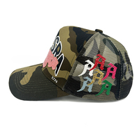 Vente en gros Chapeaux de camionneur en coton de haute qualité avec casquette en maille camouflage 5 panneaux en cuir personnalisé sérigraphie logo brodé